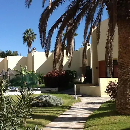 Bungalow Center Las Americas